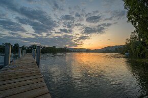 Sonnenaufgang am Rhein